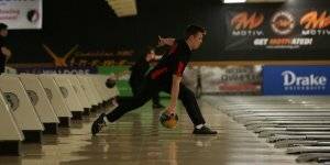 Wide shot of a player during a bowling match