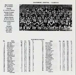 a roster and team picture of the Davenport, Central football team